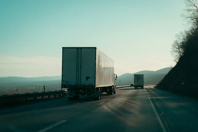 LKW auf der Autobahn